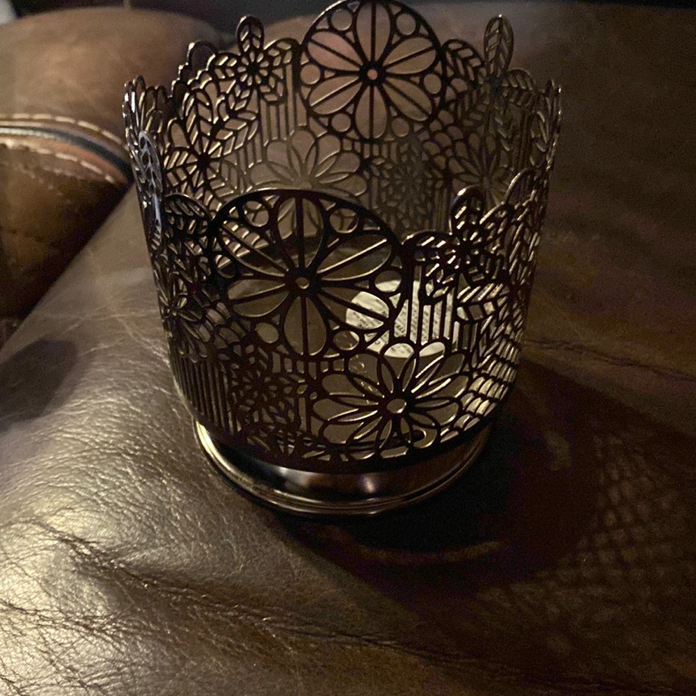 Bath and Body Works candle holder!!